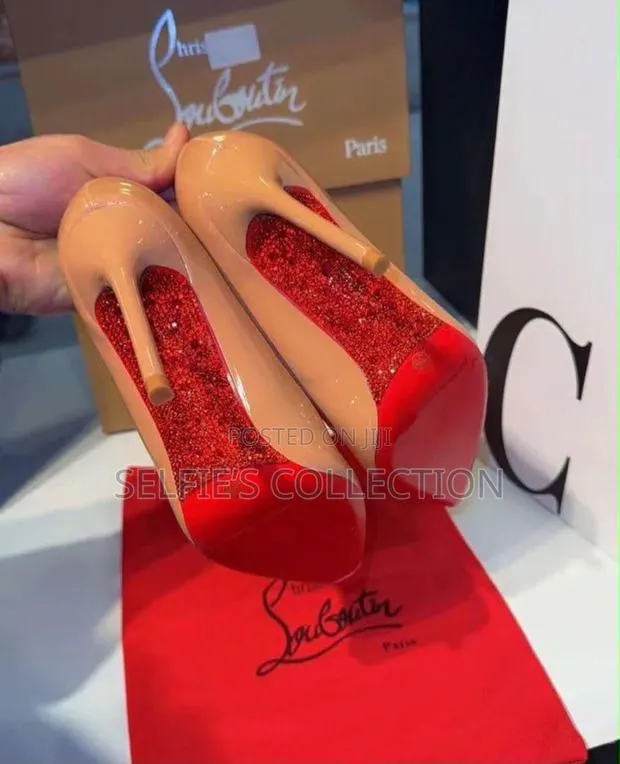 Ladies Heels · Photo 1