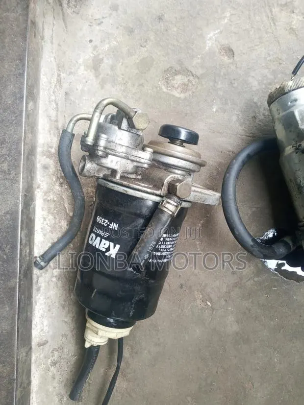 Nissan Hand Pump · Photo 1