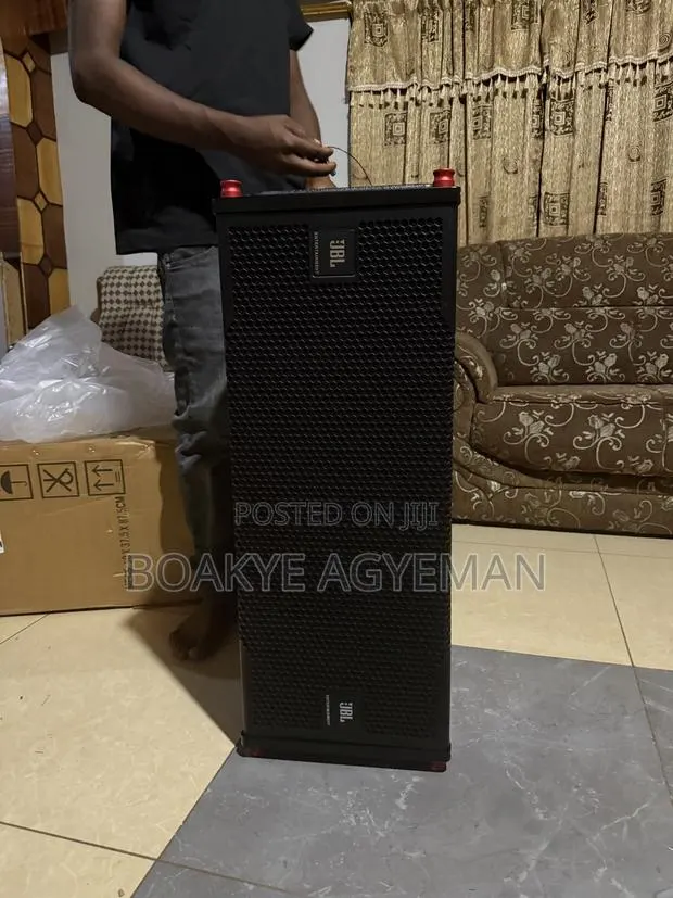 3 JBL Line Array Tops · Photo 1