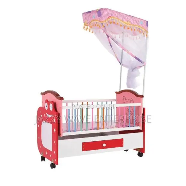 Baby's Cot · Photo 1