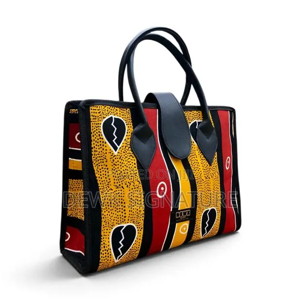 African Handbag · Photo 1