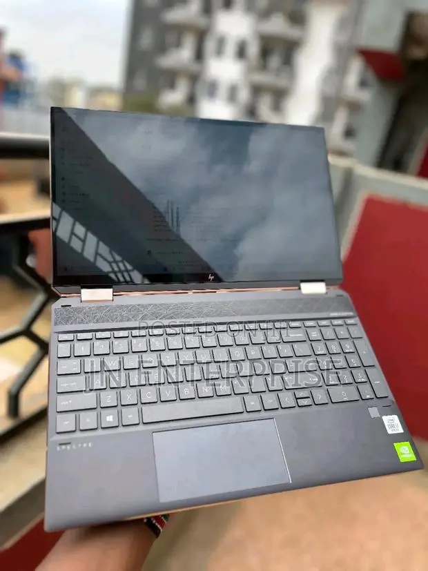 New Laptop HP Spectre X360 32GB Intel Core i7 SSD 1T · Photo 1