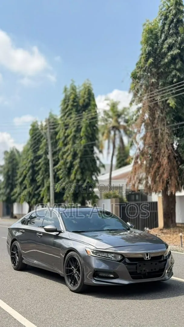 Honda Accord Sport 2.0T 2018 Gray · Photo 1