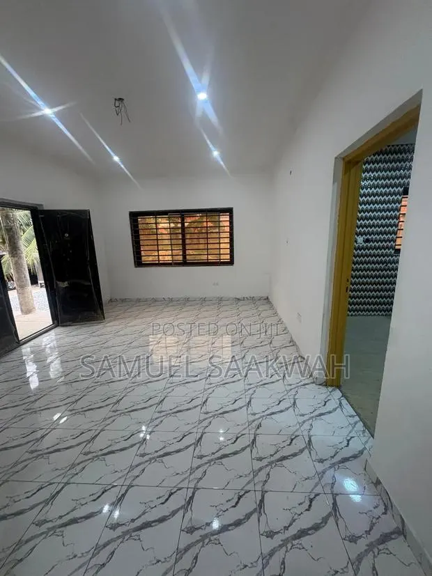 2bdrm Apartment in Teshie for rent · Photo 1