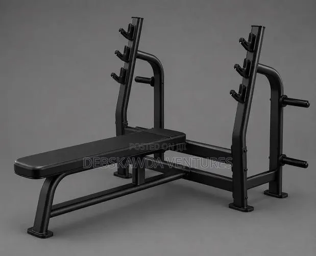Commercial Weight Bench · Photo 1