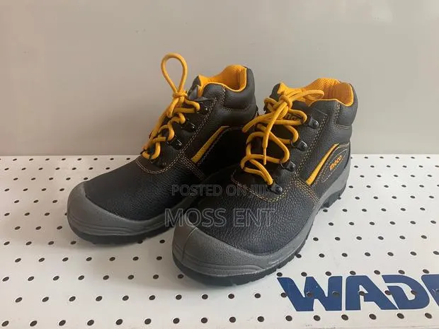 Black Safety Boots All Sizes From 39 To 46 - Ssh04sb.42 · Photo 1