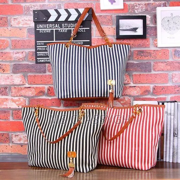 Fashion, Leisure, Large Capacity Chain Bag, Canvas Bar and S · Photo 1