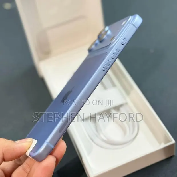New Apple iPhone 18 Pro Max 512 GB Blue · Photo 1