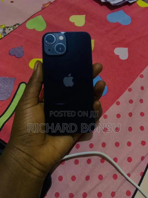 New Apple iPhone 13 Mini 128 GB Black · Photo 1