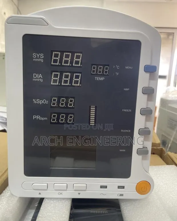 Portable Multi-Parameter Patient Monitor (Standard) · Photo 1