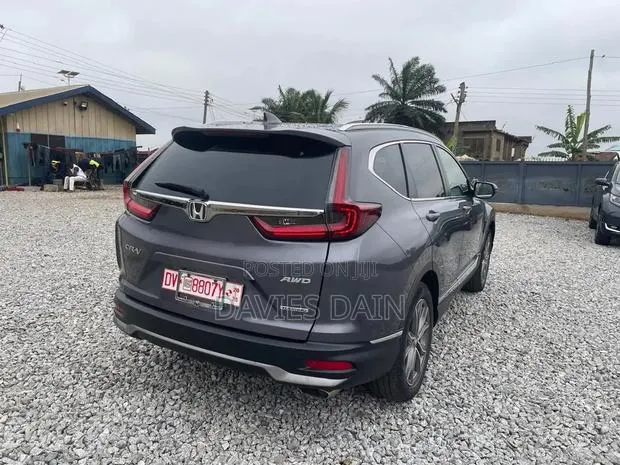 Honda CR-V Touring AWD 2018 Black · Photo 1