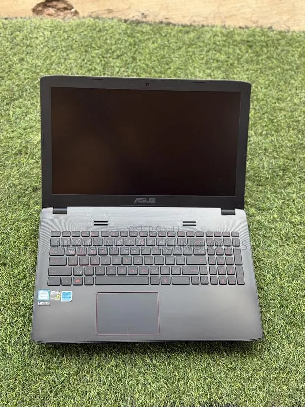 Laptop Asus ROG Strix G17 16GB Intel Core i7 SSD 512GB · Photo 1