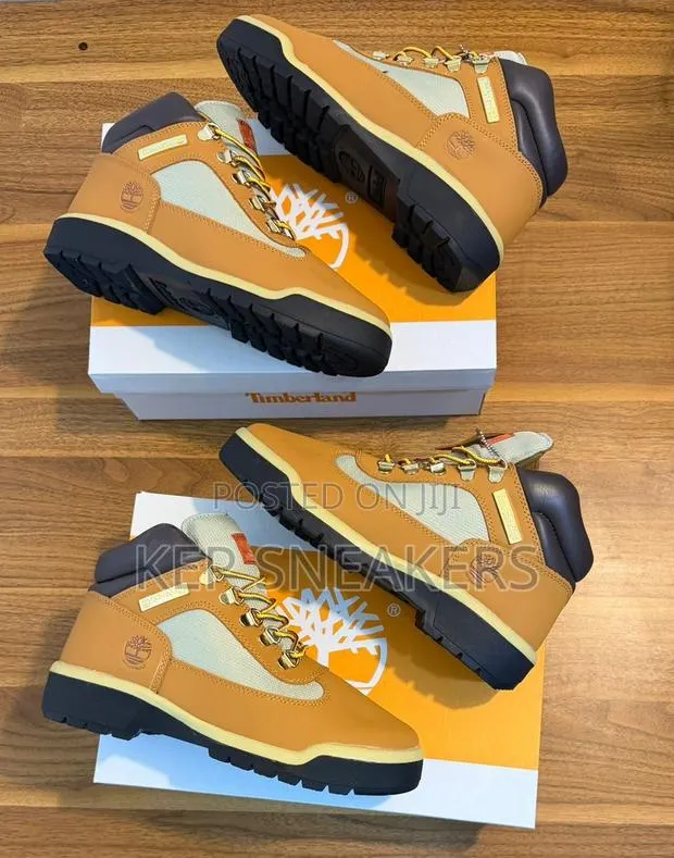 Timberland Waterproof Field Boots · Photo 1