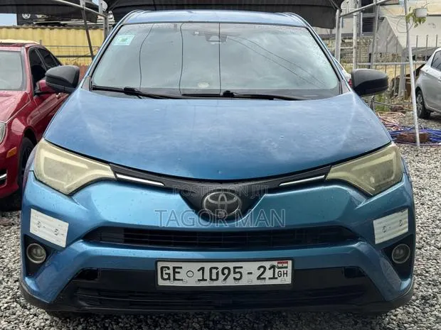 Toyota RAV4 LE 4dr SUV AWD (2.5L 4cyl 6A) 2018 Blue · Photo 1