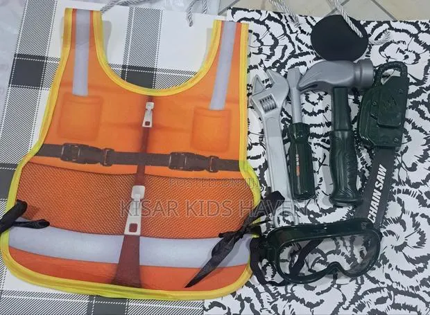 Engineering Career Day Costume 6months to 1 Year · Photo 2