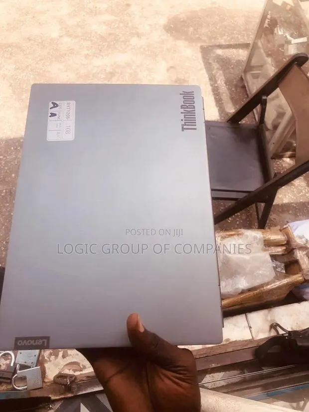 Laptop Lenovo ThinkBook 13 16GB Intel Core i5 SSD 256GB · Photo 1
