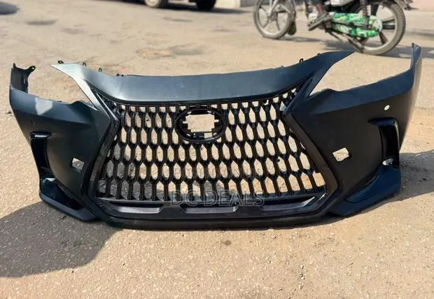 Lexus IS250/IS350 F-Sport Style Facelift Front Bumper · Photo 1