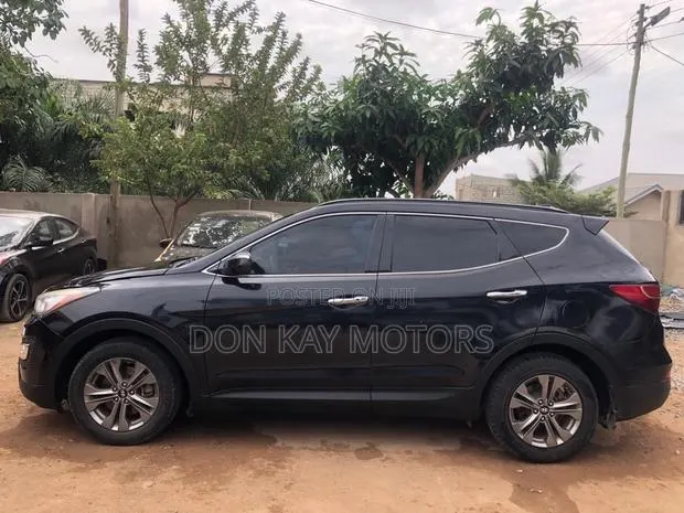 Hyundai Santa Fe 2015 Black · Photo 1