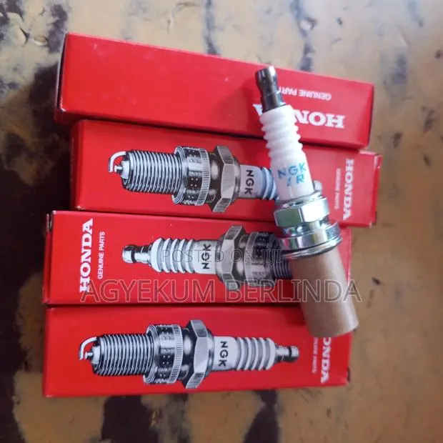 Honda Civic 2008 Spark Plugs · Photo 1