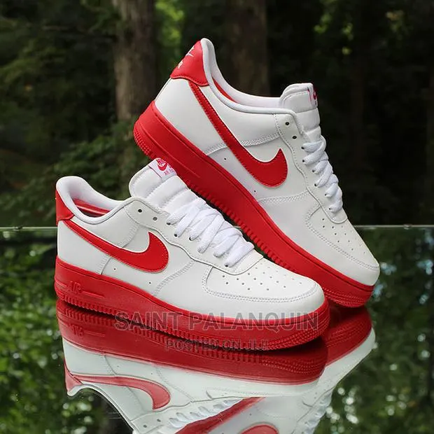 Solid Nike Air Force One 07 · Photo 1