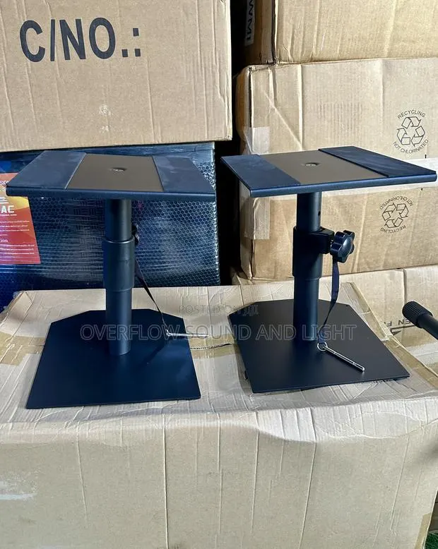 Heavy- Duty Studio Monitor Adjustable Stand · Photo 1