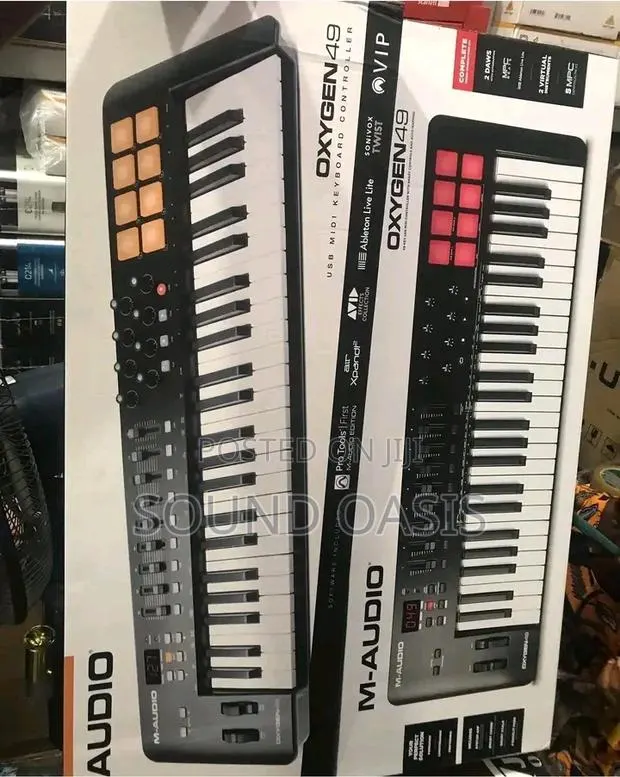 M-Audio Oxygen 49 (MKV – 49 Key USB MIDI Keyboard Controller · Photo 1