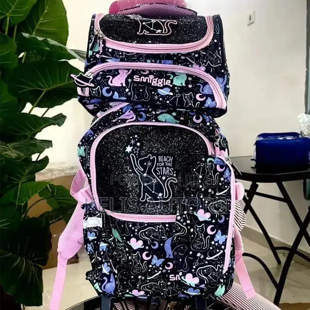 Trolley Pieces Smiggle Bag · Photo 1