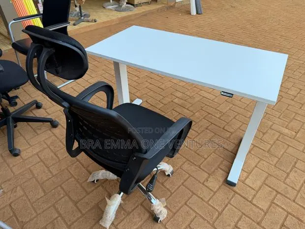 Electric Adjustable Office Table And Chair · Photo 1