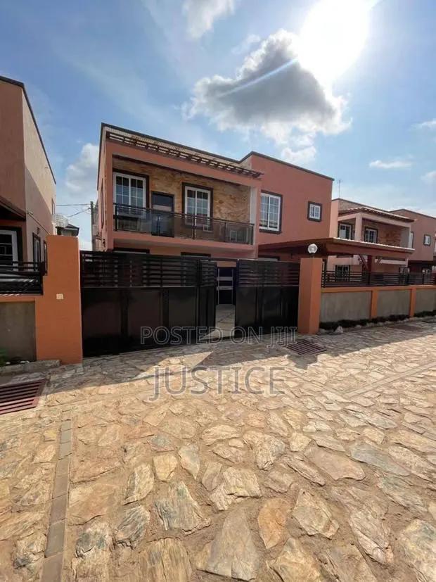 3bdrm House in East Airport for rent · Photo 1