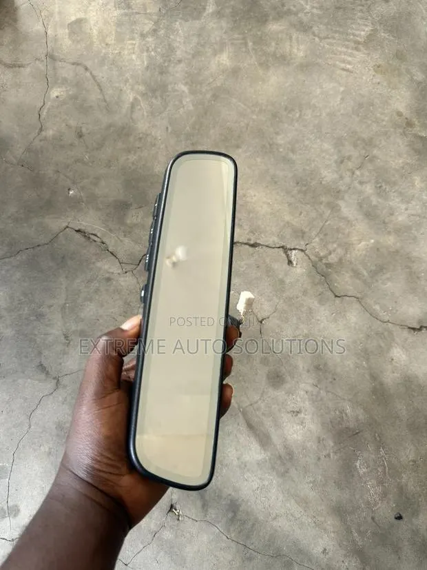 2018-22 Honda Accord Rear View Mirror,HomeLink and Automatic Dimming · Photo 1