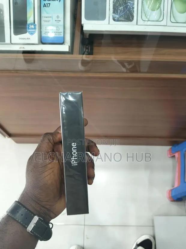New Apple iPhone 11 Pro 256 GB Black · Photo 1