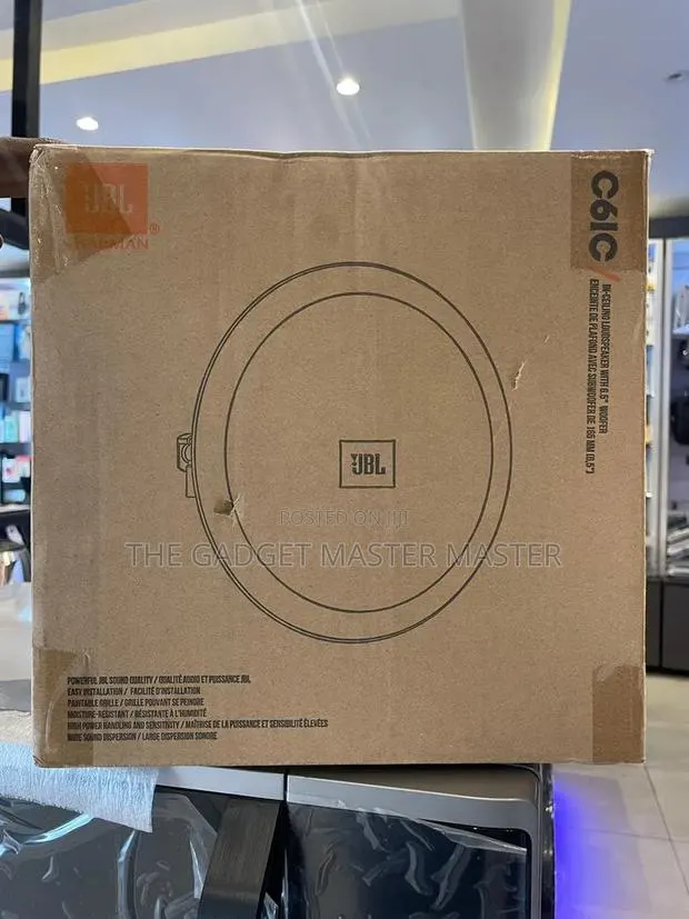 JBL C-61c 6.5" in-Ceiling and in-Wall Loudspeaker · Photo 1