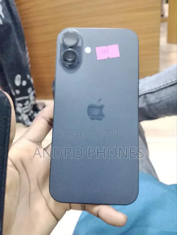 Apple iPhone 16 Plus 128 GB Black · Photo 1