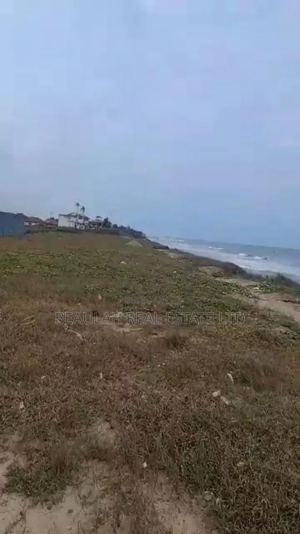 Titled Beachfront Land for Sale in Prampram (Direct Beachfront Land) · Photo 1