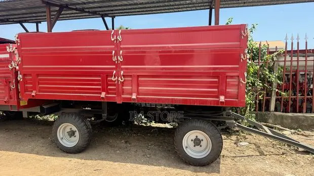 10 Tons Tractor Tipping Trailer · Photo 1