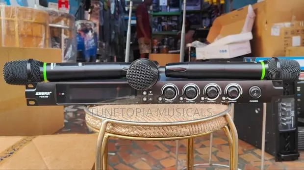 2in1 Shure FGX 400 Professional Wireless Microphone · Photo 1