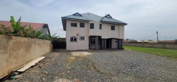 9bdrm Apartment in Begye, Dawhenya for sale · Photo 1