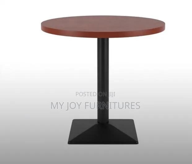 Brown Round Bar Table · Photo 1