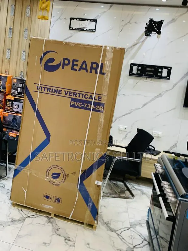Recommend Pearl PVC-730-2b 610-Liter Double-Door Glass Display · Photo 1
