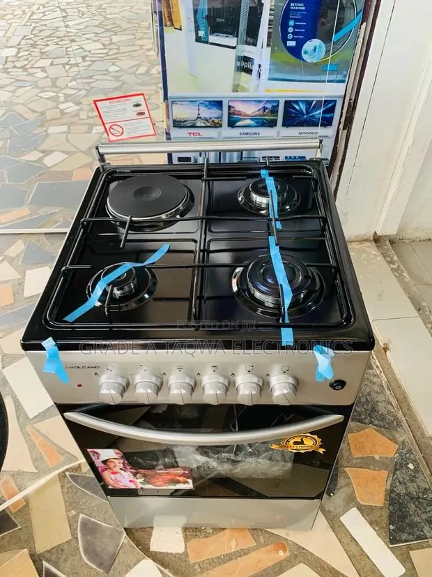 Enthralling Volcano 3+1 Gas Cooker · Photo 1