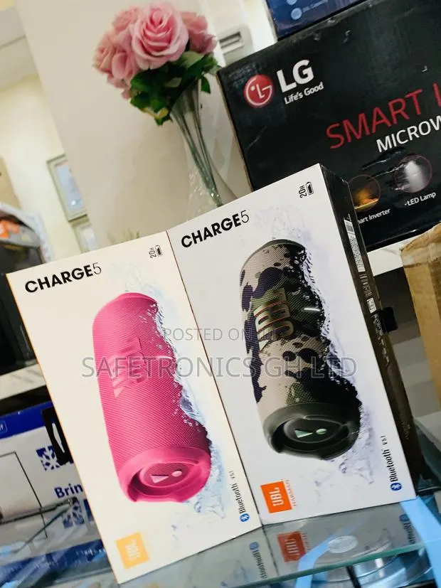 Fresh Sealed JBL Charge 5 Portable Wireless Speaker – Black · Photo 1