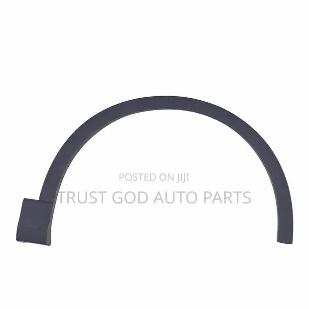 Audi Q8 Fender Moulding · Photo 1
