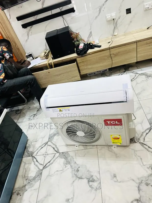 Hot Deals on TCL 1.5hp Slit R410 · Photo 1