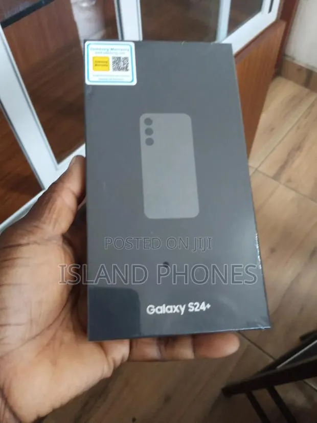 New Samsung Galaxy S24+ 256 GB Black · Photo 3