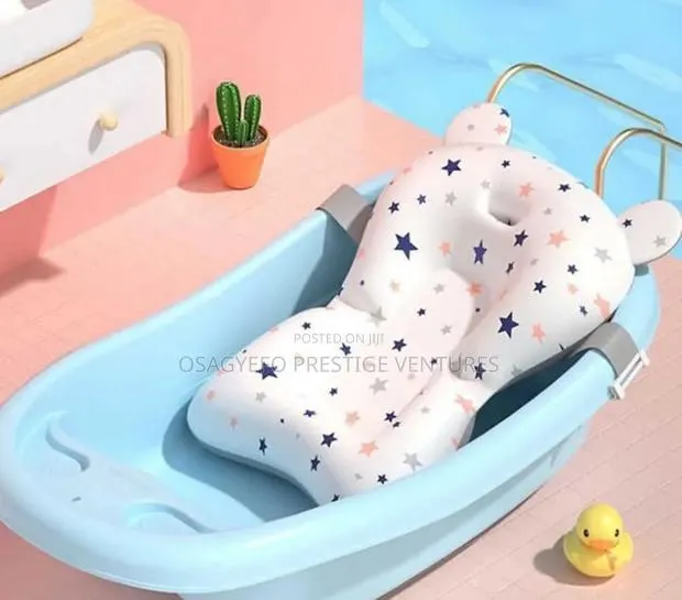 Baby Bath Support Cushion Rinse Cup · Photo 2