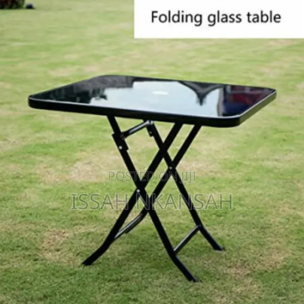 Folding Glass Table · Photo 1