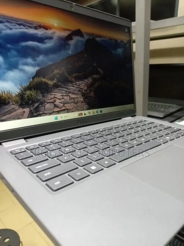 Laptop Dell Latitude 3450 8GB Intel Core i7 SSD 256GB