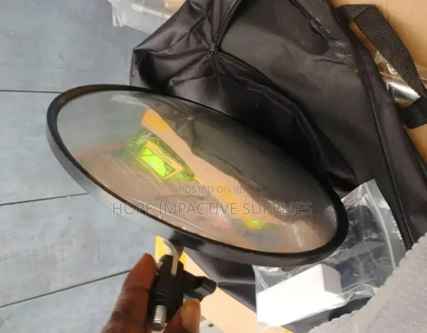 Under Vehicle Inspection Mirror - High Quality. · Photo 1