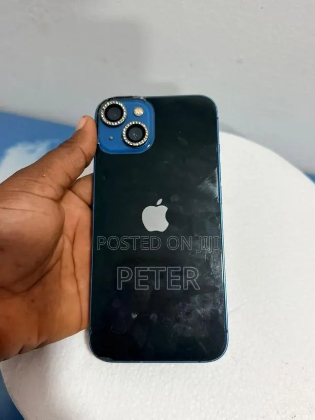 Apple iPhone 13 128 GB Black · Photo 1