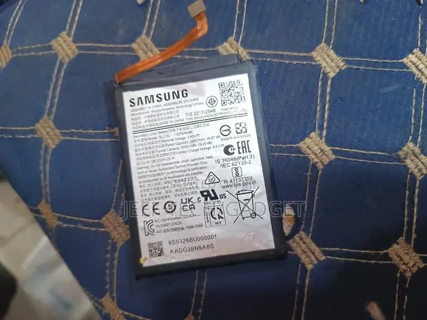 Original Battery for All Samsung Phones · Photo 1